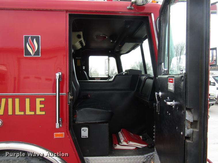 image for item DE5929 1994 Seagrave fire truck