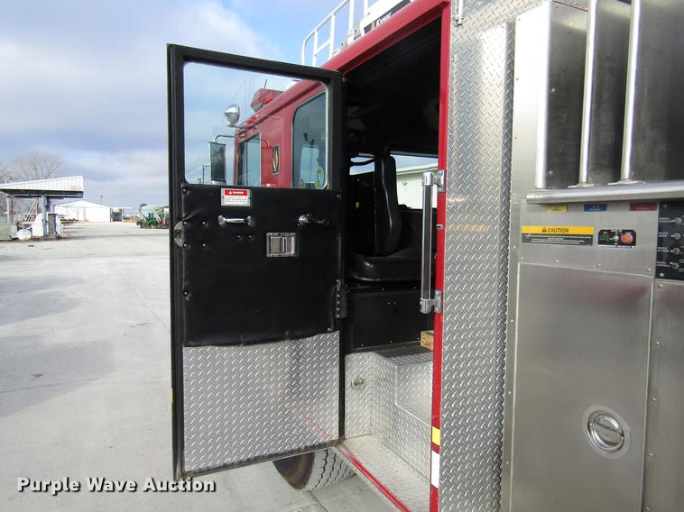 image for item DE5929 1994 Seagrave fire truck