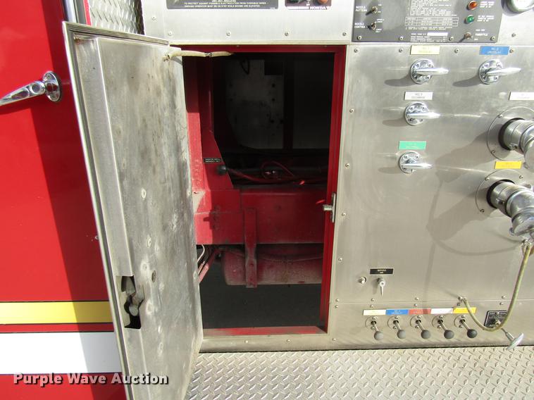 image for item DE5929 1994 Seagrave fire truck