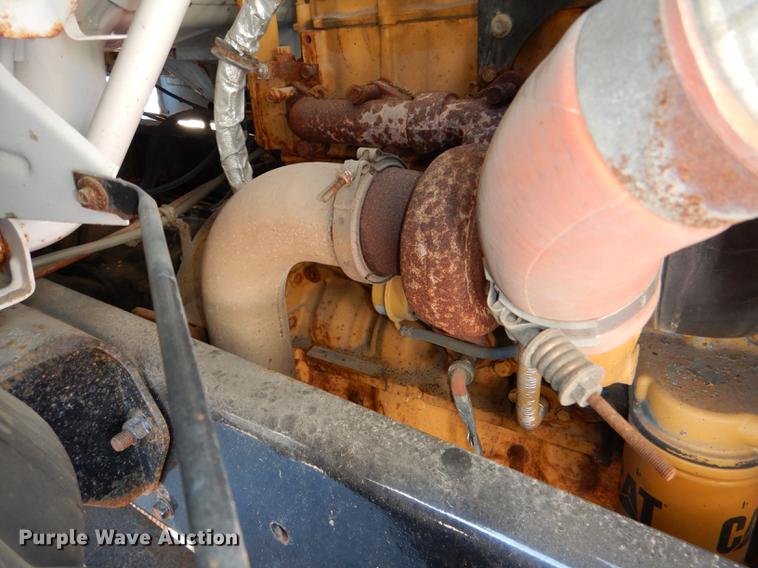 image for item DF1598 2004 Ford F650 Super Duty dump truck