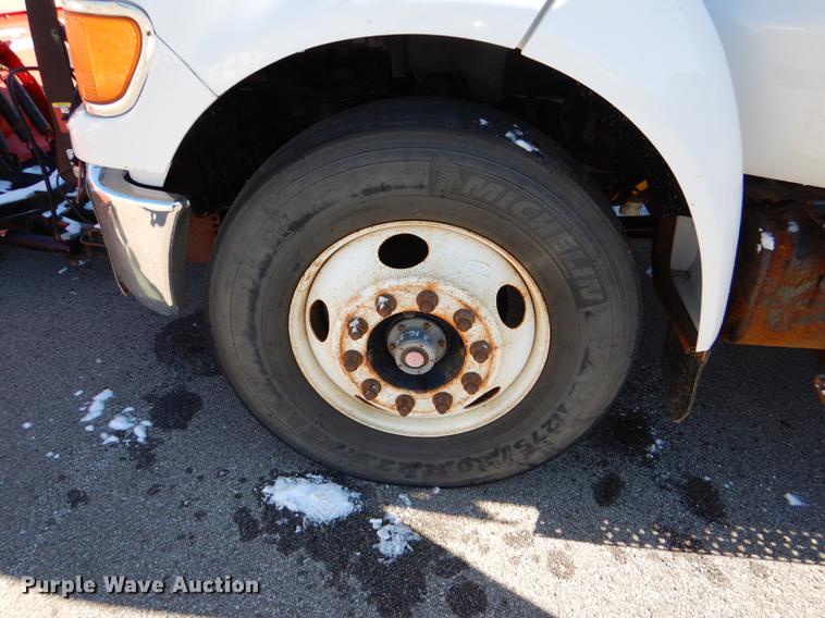 image for item DF1598 2004 Ford F650 Super Duty dump truck