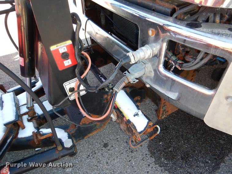 image for item DF1598 2004 Ford F650 Super Duty dump truck