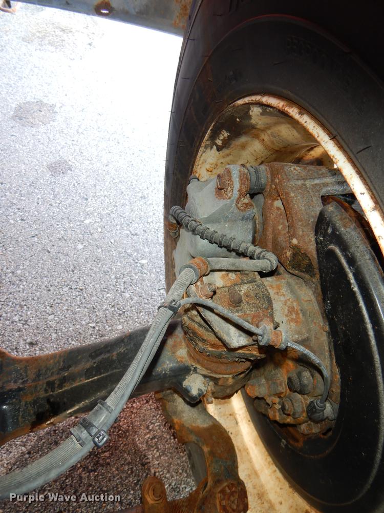 image for item DF1598 2004 Ford F650 Super Duty dump truck