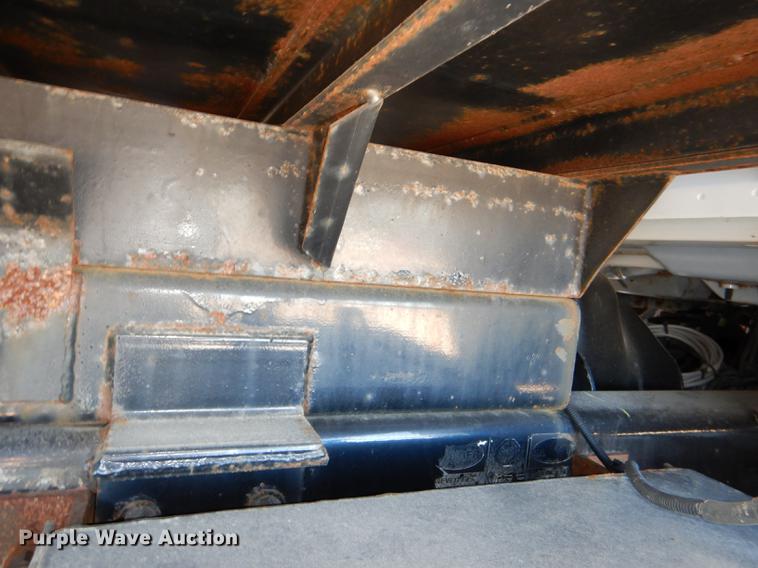 image for item DF1598 2004 Ford F650 Super Duty dump truck