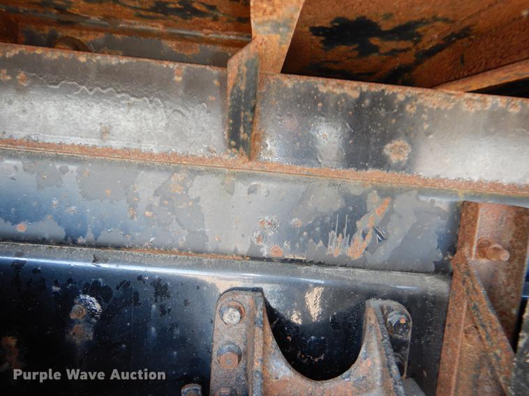 image for item DF1598 2004 Ford F650 Super Duty dump truck