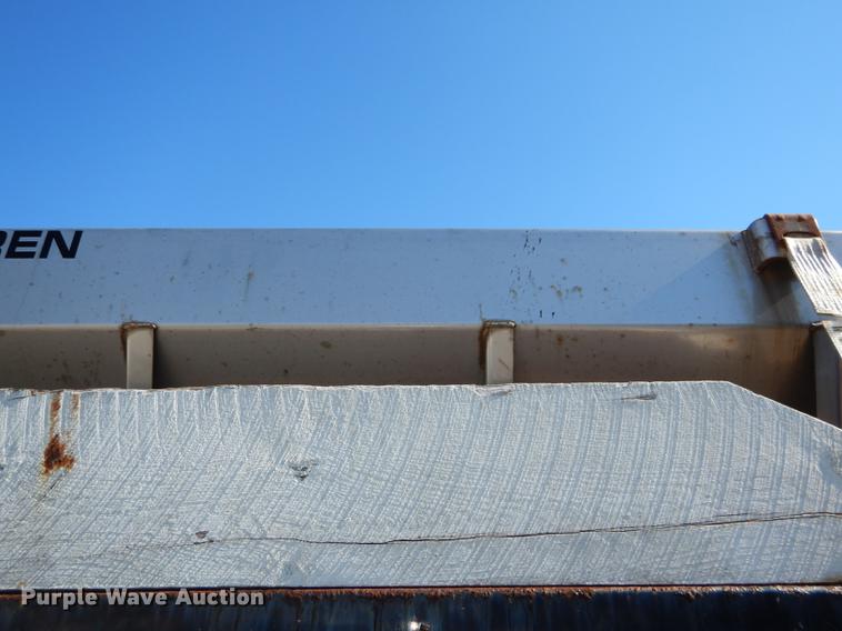 image for item DF1598 2004 Ford F650 Super Duty dump truck