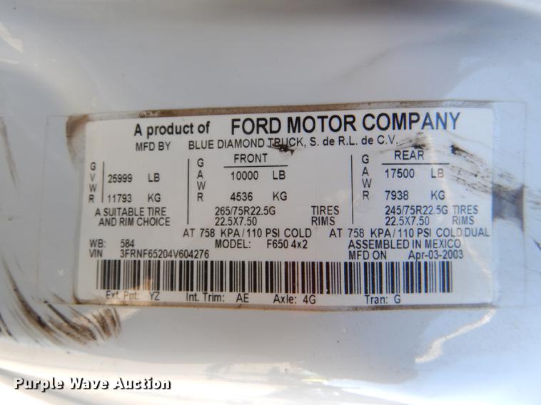 image for item DF1598 2004 Ford F650 Super Duty dump truck