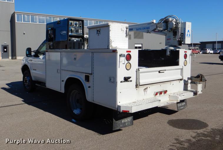 image for item DF1601 1999 Ford F450 Super Duty service truck with crane