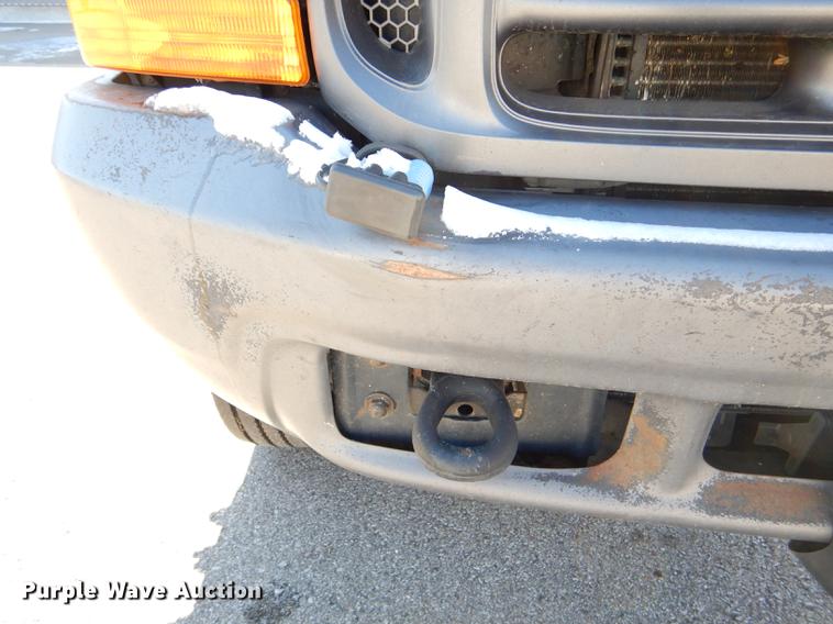 image for item DF1601 1999 Ford F450 Super Duty service truck with crane