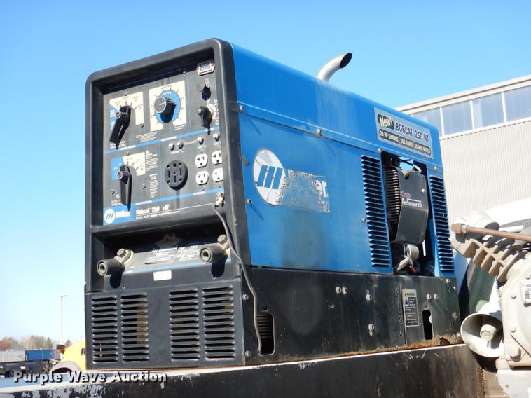 image for item DF1601 1999 Ford F450 Super Duty service truck with crane