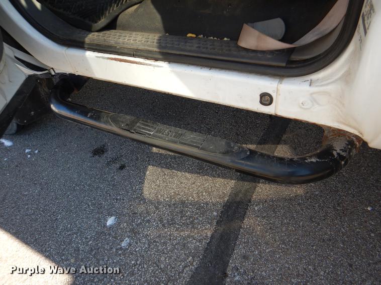 image for item DF1601 1999 Ford F450 Super Duty service truck with crane