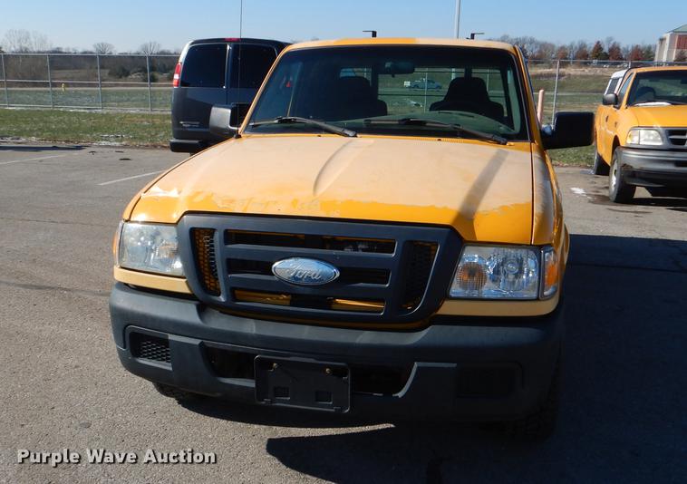 image for item DF1605 2006 Ford Ranger SuperCab pickup truck