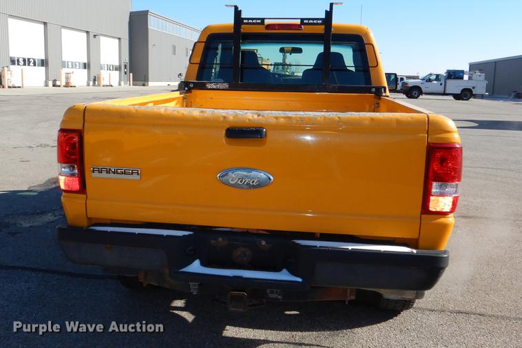 image for item DF1605 2006 Ford Ranger SuperCab pickup truck
