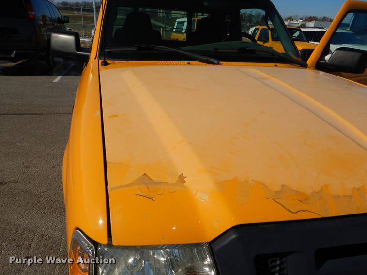 image for item DF1605 2006 Ford Ranger SuperCab pickup truck