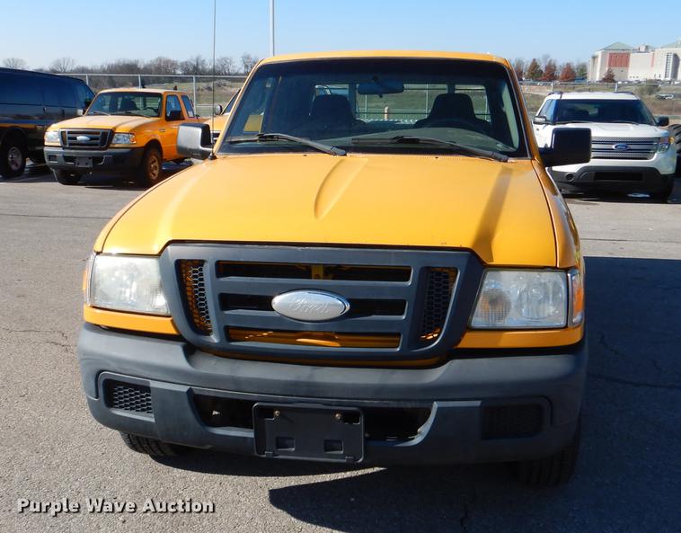 image for item DF1607 2006 Ford Ranger SuperCab pickup truck