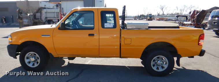 image for item DF1607 2006 Ford Ranger SuperCab pickup truck