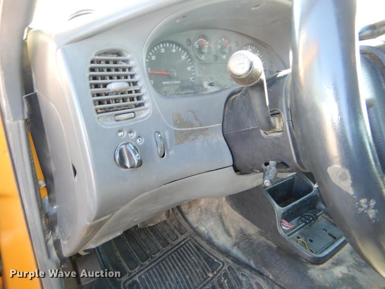image for item DF1607 2006 Ford Ranger SuperCab pickup truck