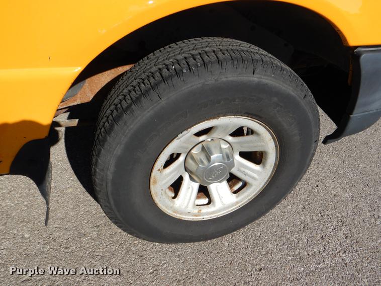 image for item DF1607 2006 Ford Ranger SuperCab pickup truck