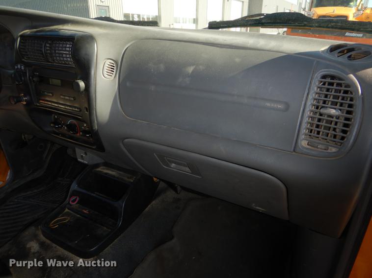 image for item DF1607 2006 Ford Ranger SuperCab pickup truck