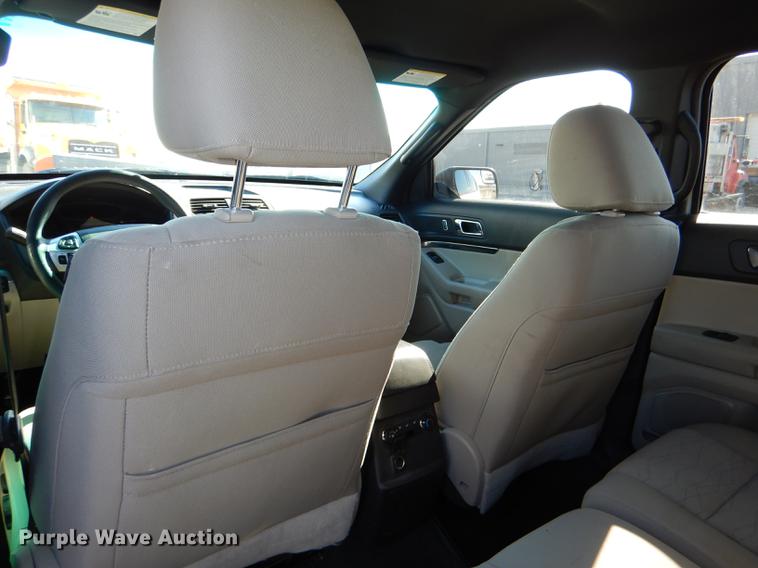 image for item DF1608 2011 Ford Explorer SUV