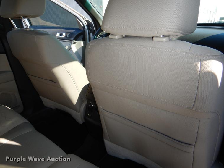 image for item DF1608 2011 Ford Explorer SUV