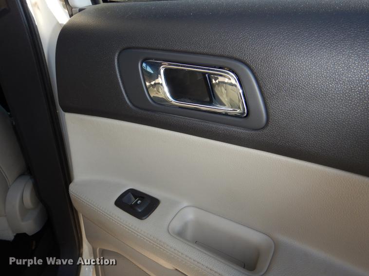 image for item DF1608 2011 Ford Explorer SUV