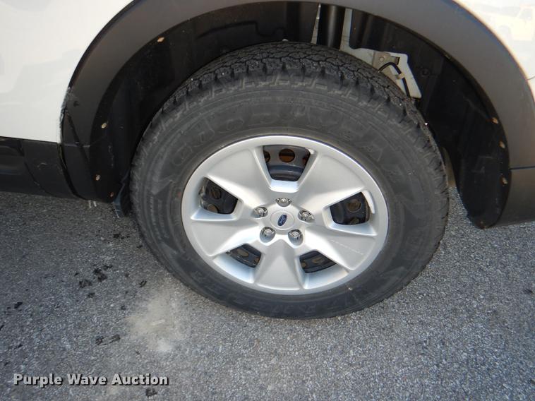 image for item DF1608 2011 Ford Explorer SUV