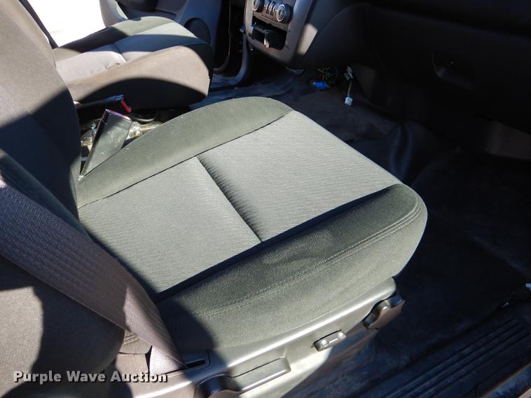 image for item DF1610 2011 Chevrolet Tahoe Police SUV