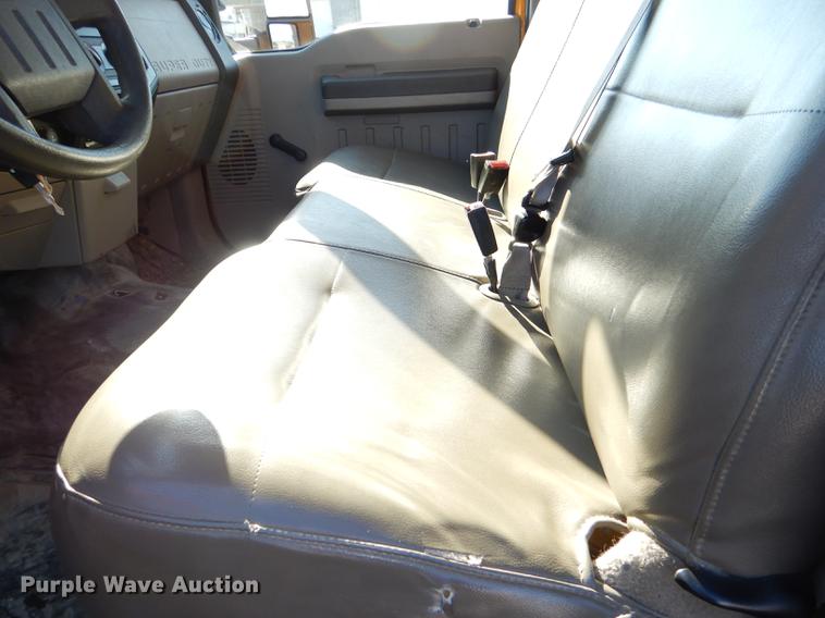 image for item DF1611 2008 Ford F550 utility truck