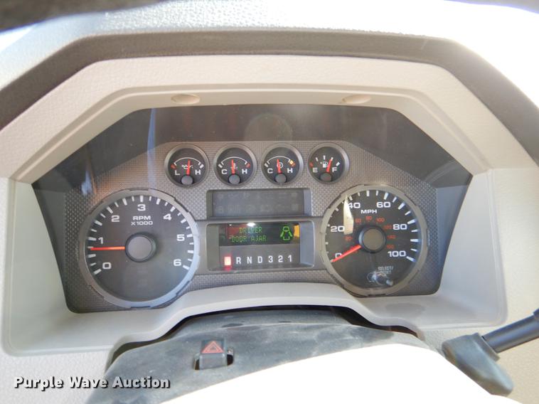 image for item DF1611 2008 Ford F550 utility truck