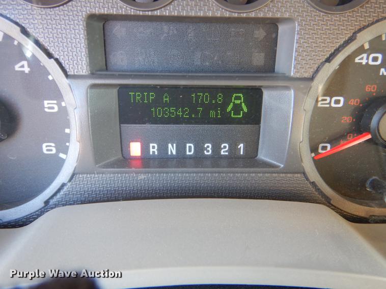 image for item DF1611 2008 Ford F550 utility truck