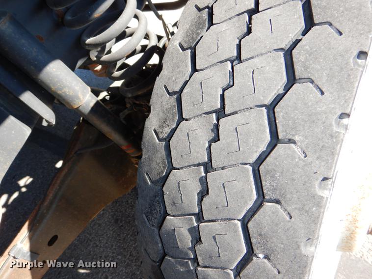 image for item DF1611 2008 Ford F550 utility truck