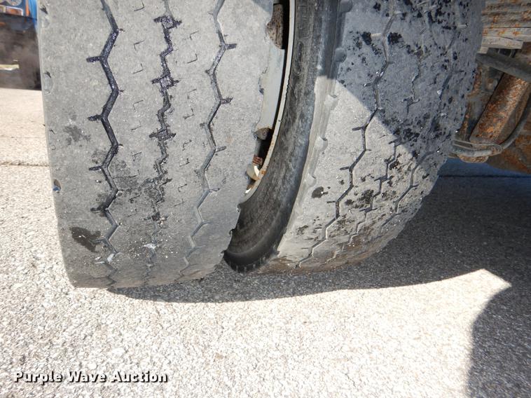 image for item DF1611 2008 Ford F550 utility truck