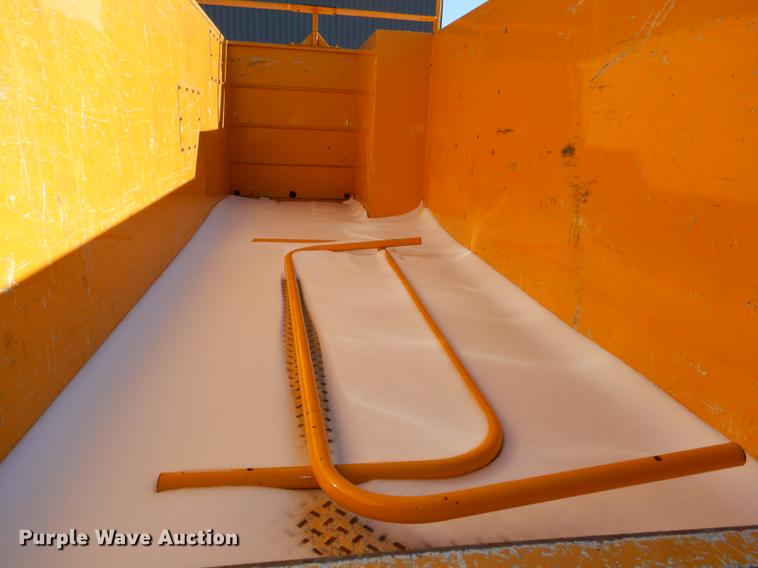 image for item DF1611 2008 Ford F550 utility truck