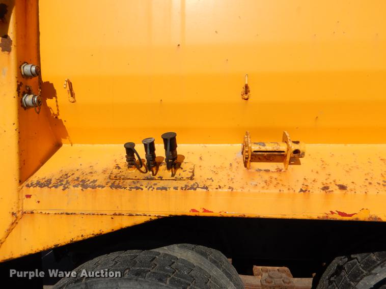 image for item DF1613 2009 International WorkStar 7500 dump truck