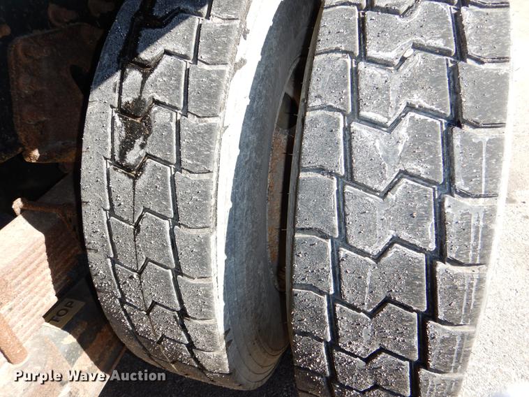 image for item DF1613 2009 International WorkStar 7500 dump truck