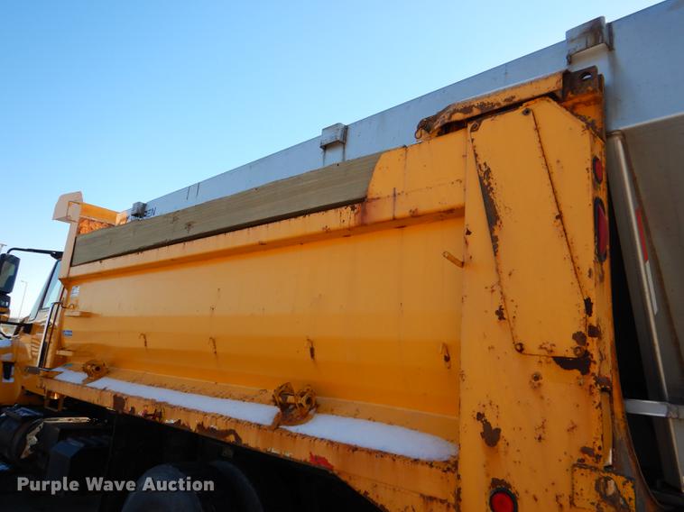 image for item DF1613 2009 International WorkStar 7500 dump truck