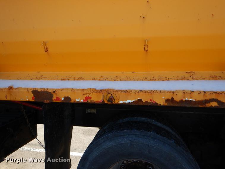 image for item DF1613 2009 International WorkStar 7500 dump truck