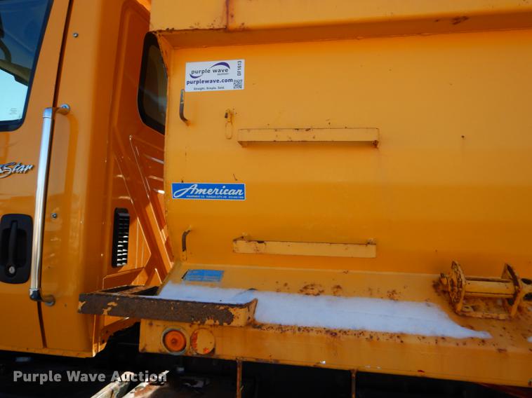 image for item DF1613 2009 International WorkStar 7500 dump truck