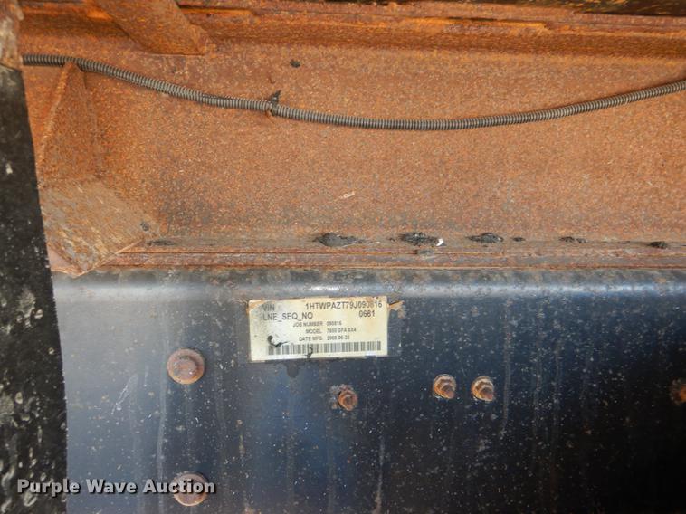 image for item DF1613 2009 International WorkStar 7500 dump truck