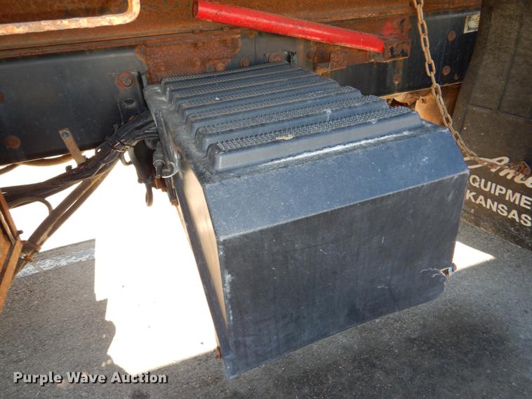 image for item DF1613 2009 International WorkStar 7500 dump truck