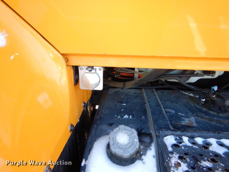 image for item DF1613 2009 International WorkStar 7500 dump truck