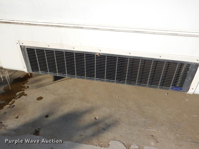 image for item DF1616 2001 Ford Econoline E450 Super Duty shuttle bus