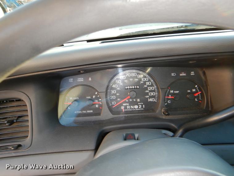 image for item DF1622 2003 Ford Crown Victoria Police Interceptor