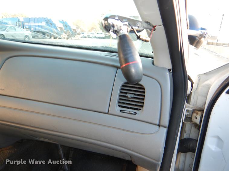 image for item DF1622 2003 Ford Crown Victoria Police Interceptor