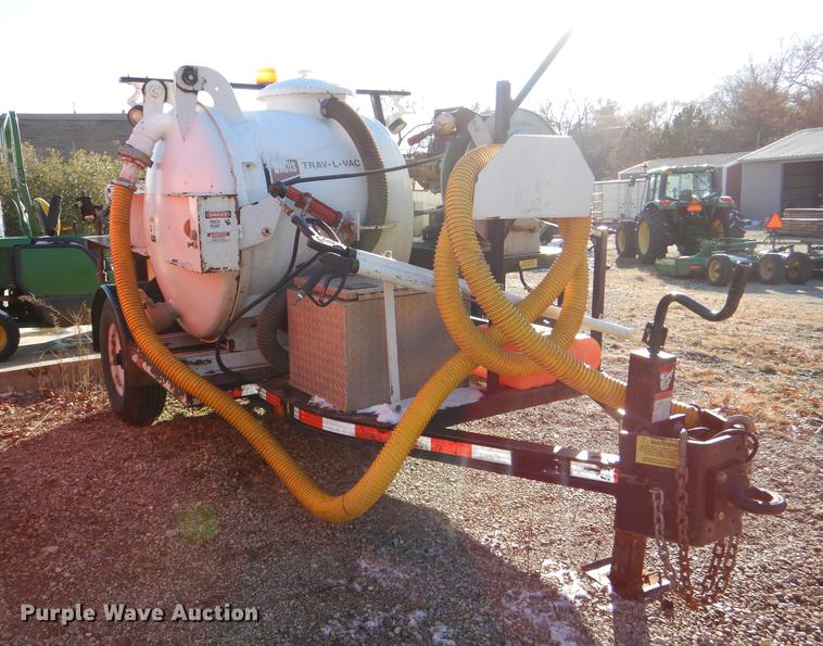 image for item DF1623 2008 E H Wachs Trav-L-Vac vacuum trailer