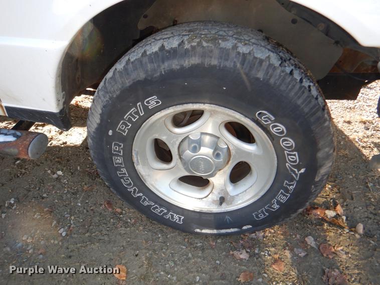 image for item DF1624 2005 Ford Ranger SuperCab pickup truck