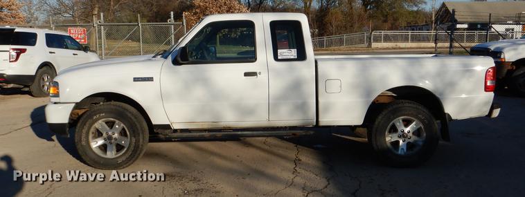 image for item DF1627 2006 Ford Ranger SuperCab pickup truck