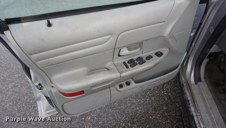 image for item DF1665 2001 Ford Crown Victoria Police Interceptor