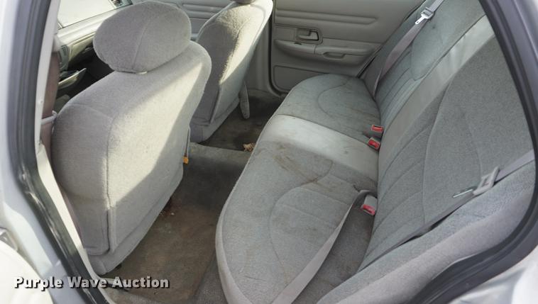 image for item DF1665 2001 Ford Crown Victoria Police Interceptor